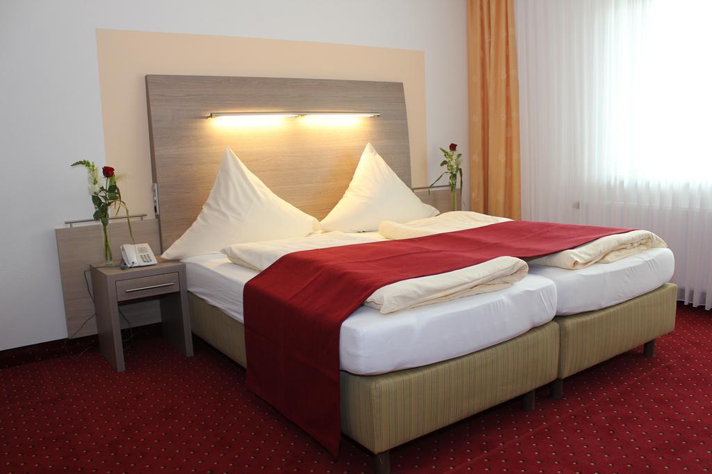 Hotel Buegener Gronau  Eksteriør billede